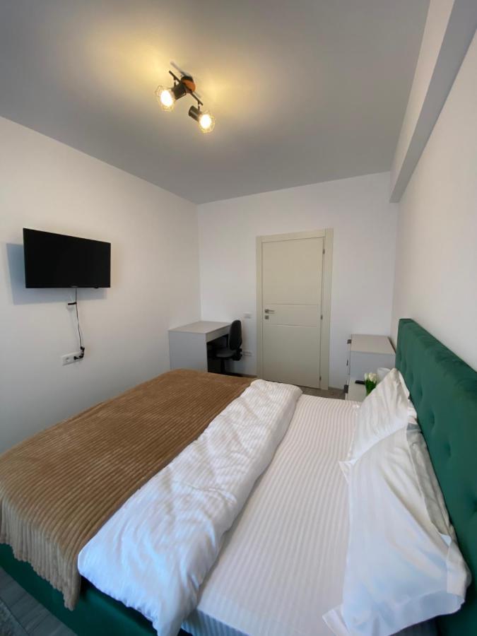 Homey Apartament 2 Rooms Palas Mall Iasi Bagian luar foto
